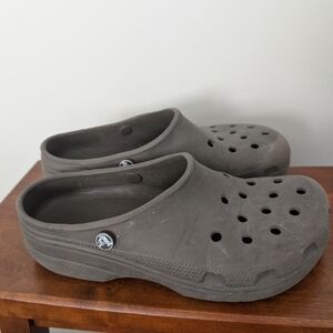 Crocs Mammoth Brown Slip-On Clogs Womens 10